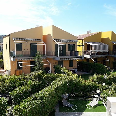 Villa Scenique Campofelice Di Roccella Luaran gambar